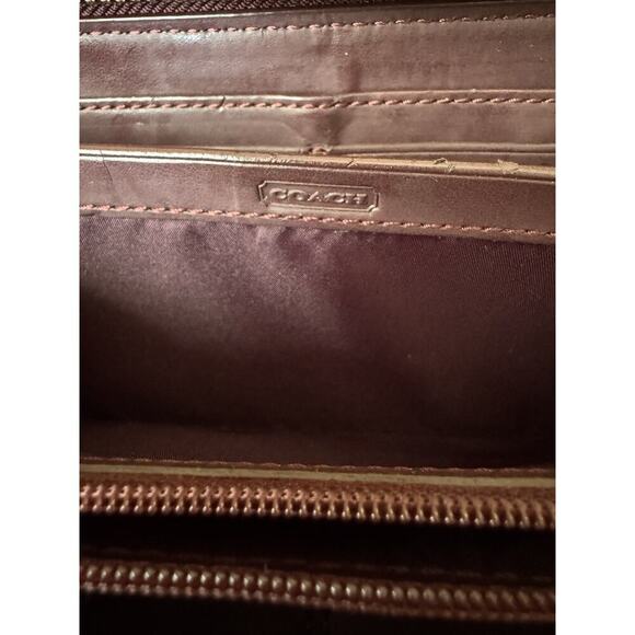 Coach Vintage Campbell Burgundy Leather Wallet Large Zip Gold - Picture 10 of 10